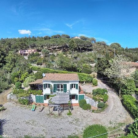 Il Giardino Nel Sole Bilo Apartman Capoliveri Kültér fotó