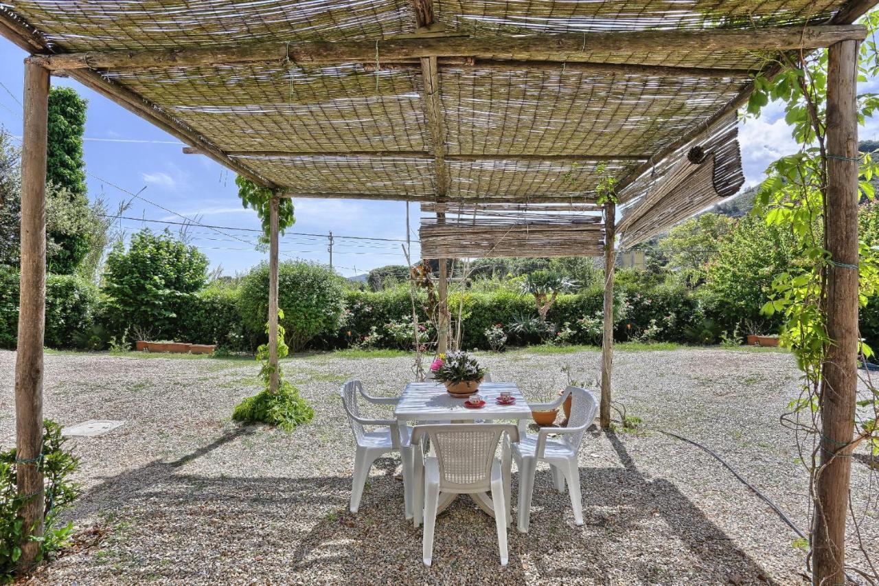 Il Giardino Nel Sole Bilo Apartman Capoliveri Kültér fotó